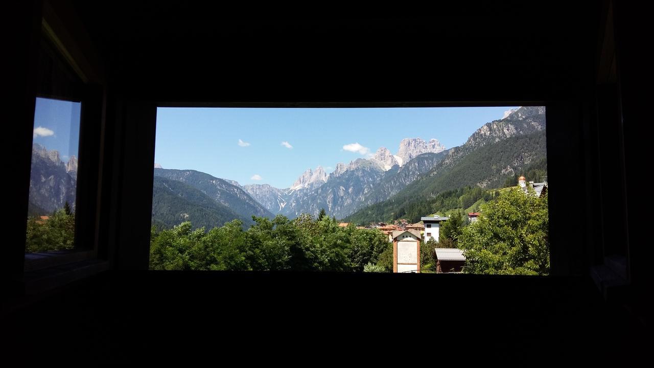 Albergo Meuble Victoria Auronzo di Cadore Exteriör bild