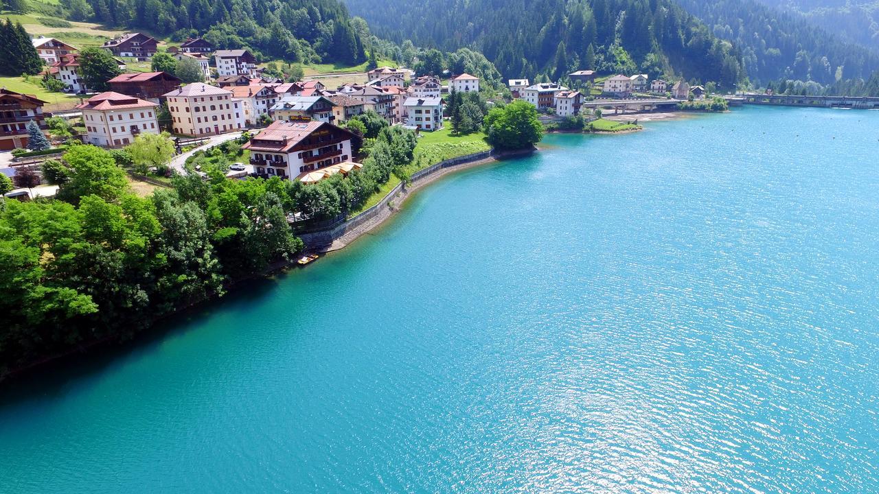 Albergo Meuble Victoria Auronzo di Cadore Exteriör bild