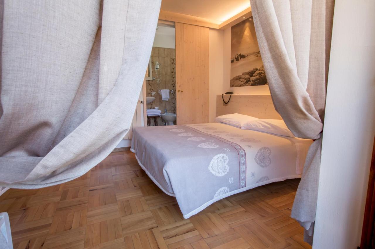 Albergo Meuble Victoria Auronzo di Cadore Exteriör bild